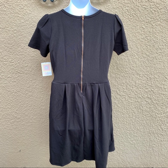NEW! LuLaRoe Amelia Black Dress with Pockets 2XL - Picture 2 of 7